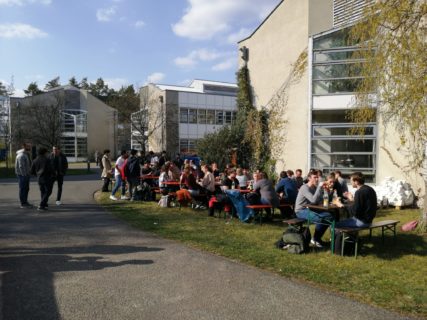 Symbolbild zum Artikel. Der Link öffnet das Bild in einer großen Anzeige.