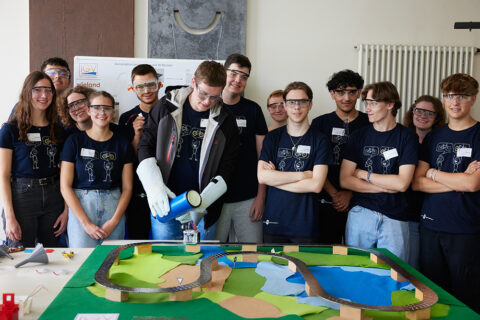 Das Team des Illertal-Gymnasiums Vöhringen / Fotograf: Erich Malter; Bildrechte: Förderkreis Ingenieurstudium e.V.