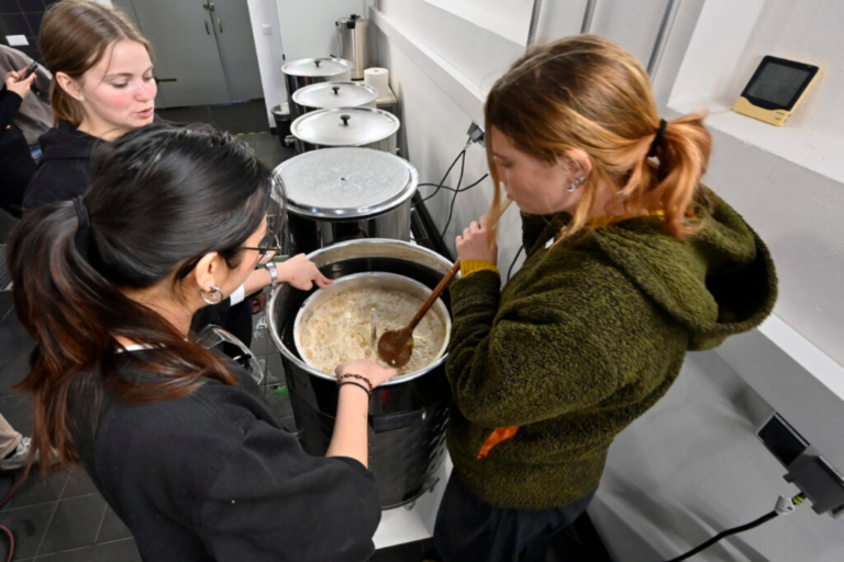 Röthelheimbräu-Brauerei: Lehren, Forschen, Verköstigen